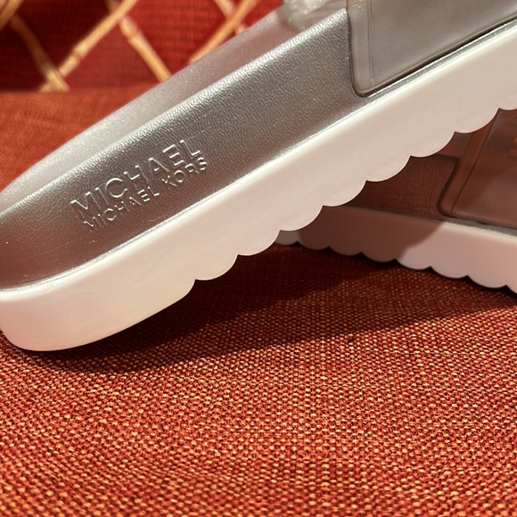 Michael Kors Monogram Platform Slides - Picture 3 of 9